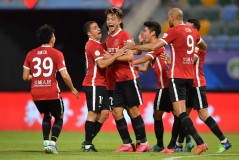 3-3！2-0！中超争冠又乱了：北京国安提前掉队，上海双雄紧追成都